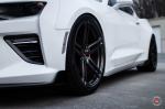 Chevrolet Camaro SS on Vossen Wheels (HC-1) 2017 года